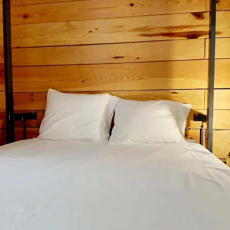 Albergue Amelia By Gaiarooms