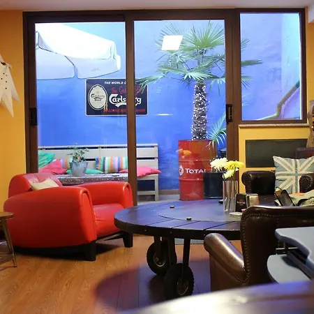 Albergue Amelia By Gaiarooms *