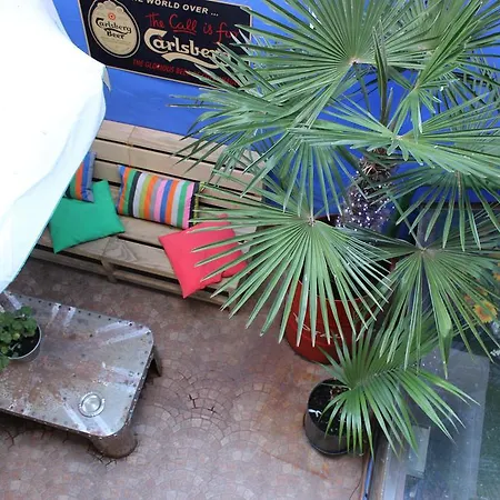 Amelia By Gaiarooms Albergue *