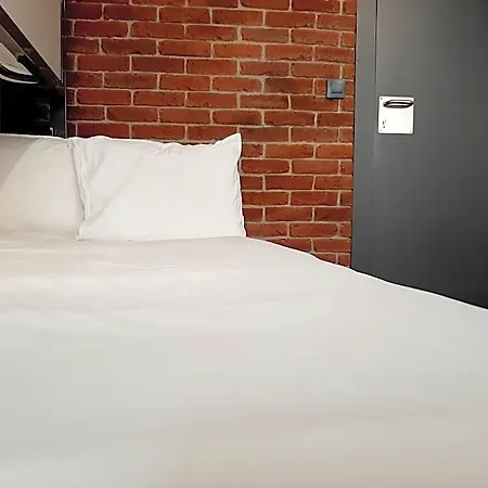 Hostel Amelia By Gaiarooms Salamanca