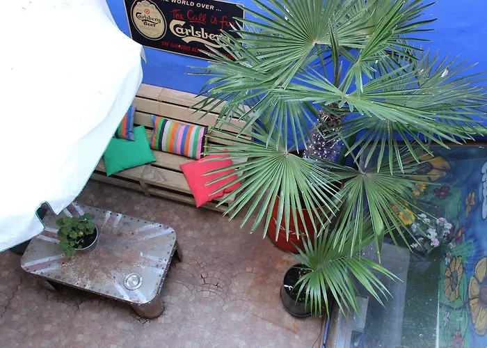 Amelia By Gaiarooms ホステル *