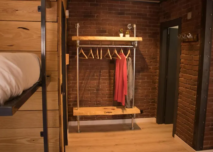 Amelia By Gaiarooms ホステル *